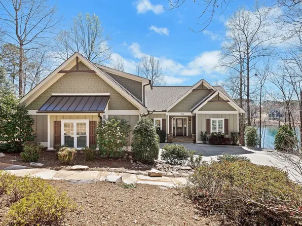 748 Woods Edge Dr, Seneca, SC 29672