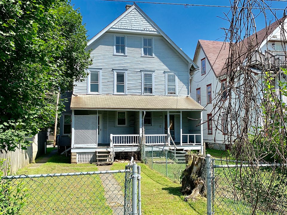 2nd image of 937-939 Memorial Ave #2