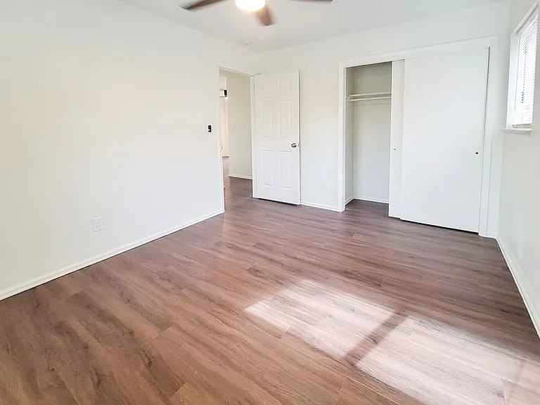 1421 Kendall Dr — Photo 13