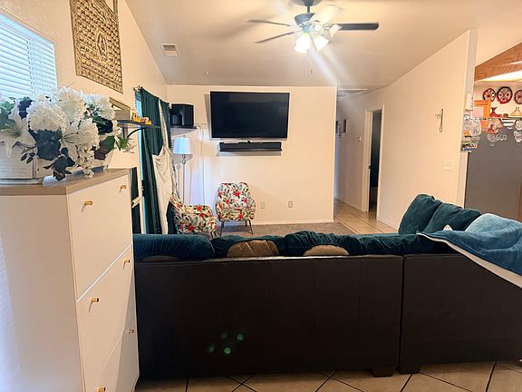 5th image of 1471 Plumas St #1471