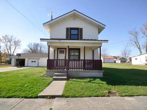 307 N Plum St, Farmland, IN 47340