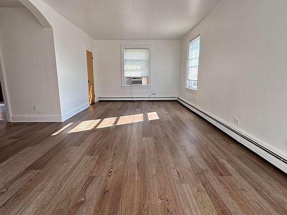 5th image of 1810 Capouse Ave Floor 2
