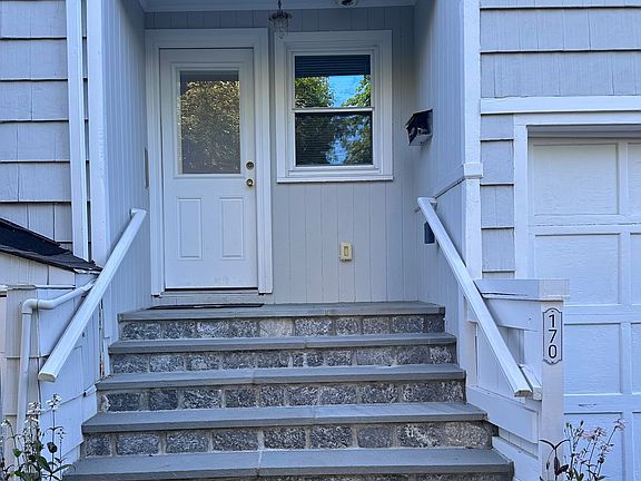 2nd image of 170 Brookfield Ave #1