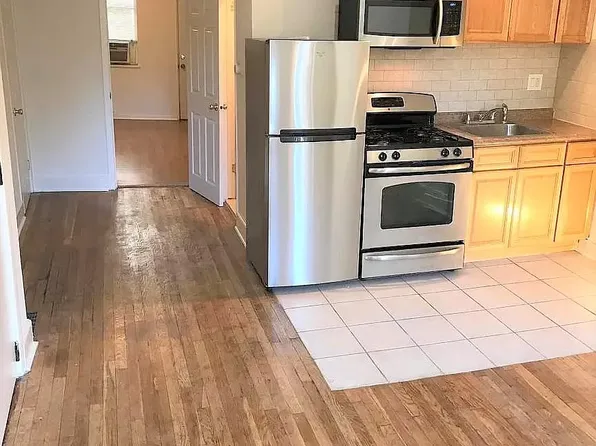 533 Christian St #A, Philadelphia, PA 19147