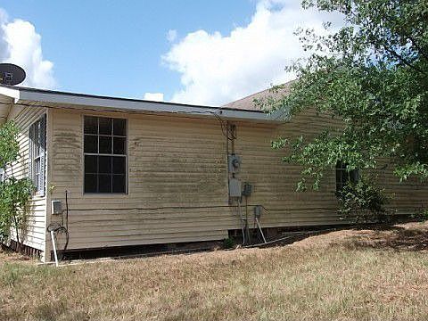 3rd image of 1482 County Road 124