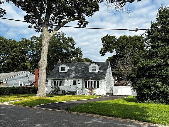 2nd image of 105 Rutledge Road