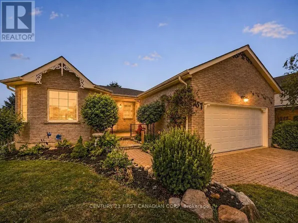 257 Fennel St, Blandford Blenheim, ON N0J 1S0