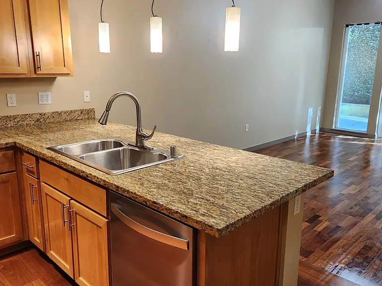 375 Kirkland Ave #119 — Photo 1