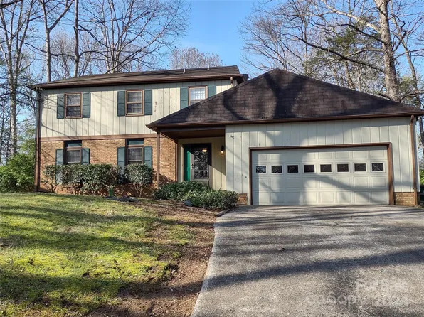 5140 Quail Canyon Dr, Charlotte, NC 28226