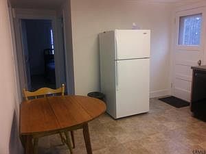 4th image of 9 Ryan Ave