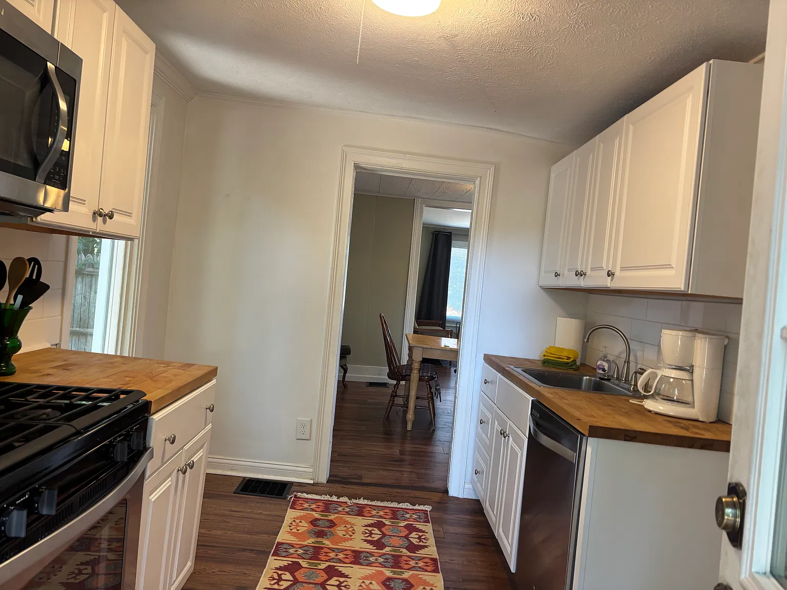 2 bed, 1000 sqft, $1,650 — Photo 4