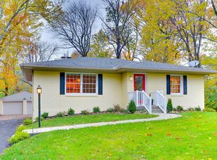 11803 Cedardale Rd, Anchorage, KY 40223