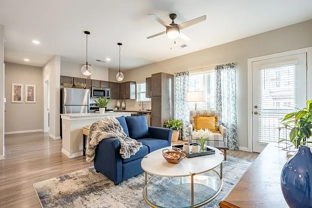 Outlook Hamilton - 55+ Active Adult Apartment Homes — Photo 12