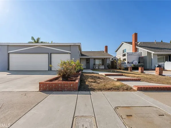 17251 Kristopher Ln, Huntington Beach, CA 92647