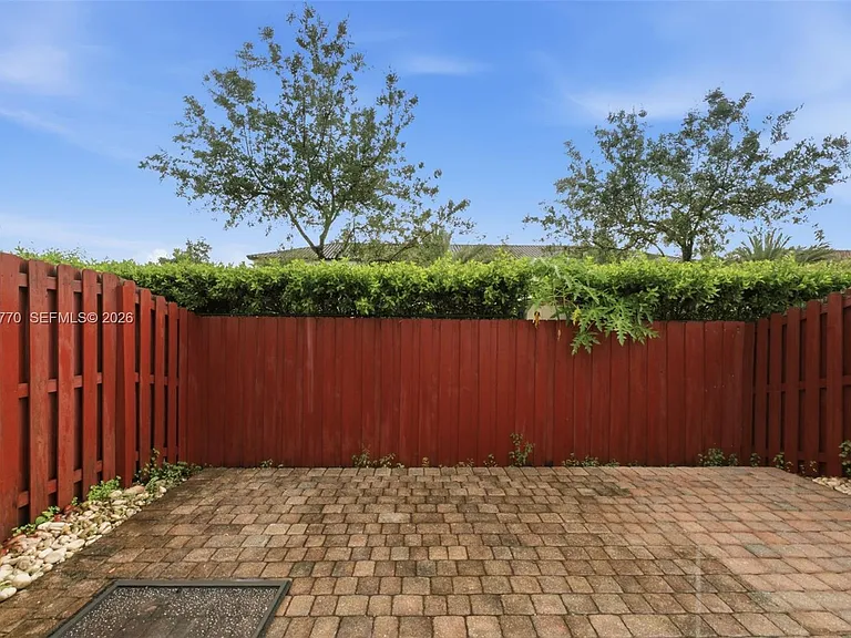 8820 NW 103rd Ave — Photo 24