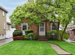 16354 23rd Ave, Whitestone, NY 11357
