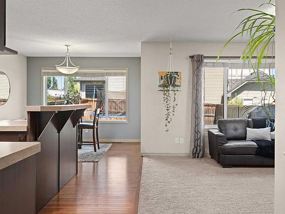 5th image of 277 W Brightonwoods Gdns SE