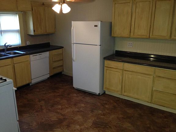 4th image of 2920 Birdwell Ln