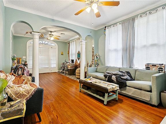 4th image of 2911-13 Castiglione St