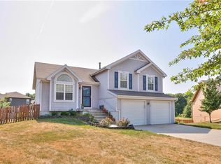 11417 N Laurel Ave, Kansas City, MO 64157