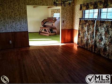 Dining Room.jpg