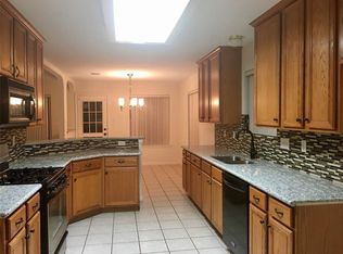 16726 Innisbrook Dr, Houston, TX 77095