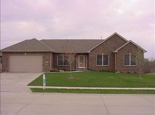 1605 Hedgeapple Rd, Plattsmouth, NE 68048