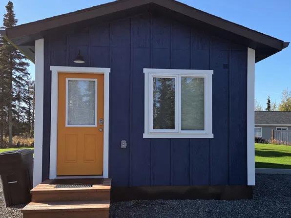 935 Baleen Ave, Kenai, AK 99611