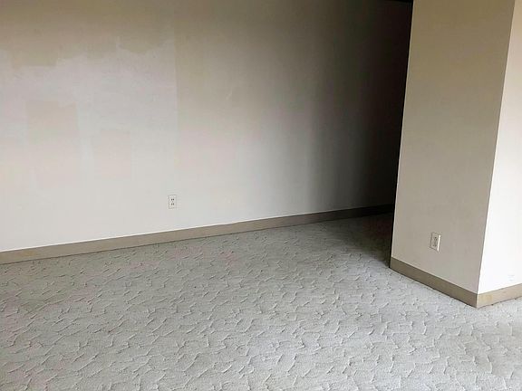 3rd image of 308 N Mercer St APT 11