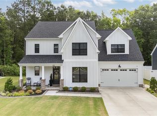 121 Affirmed Dr, Suffolk, VA 23435