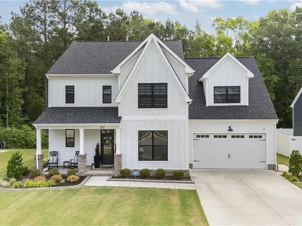 121 Affirmed Dr, Suffolk, VA 23435