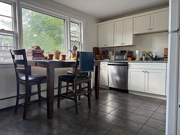 3rd image of 50 Vinal Ave #2