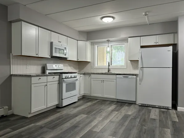 65 Newark St APT 7, Providence, RI 02908