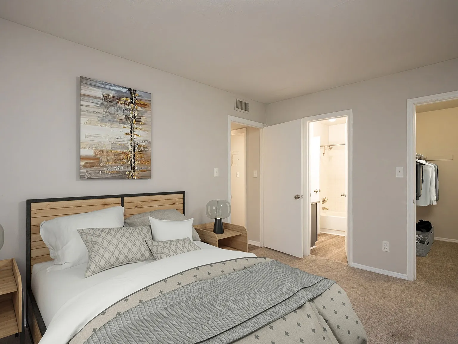 Wildwood Apartments — Photo 4