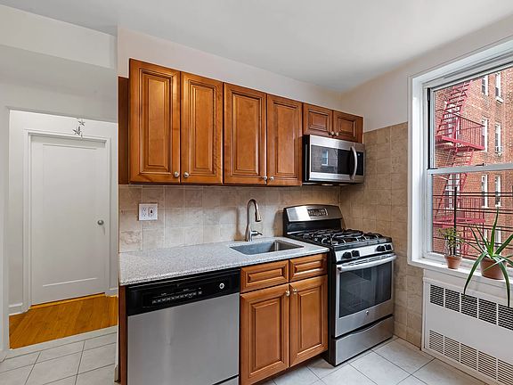 5th image of 6565 Wetherole St APT 3L