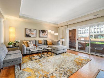 804 E Jefferson St APT D, Charlottesville, VA, 22902