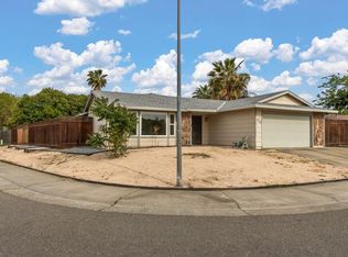 7715 Countryfield Dr, Sacramento, CA 95828