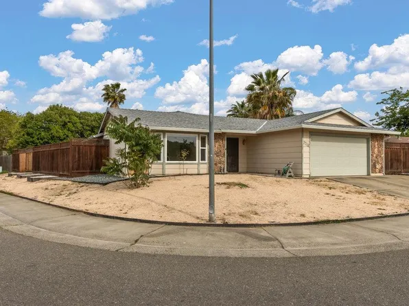 7715 Countryfield Dr, Sacramento, CA 95828
