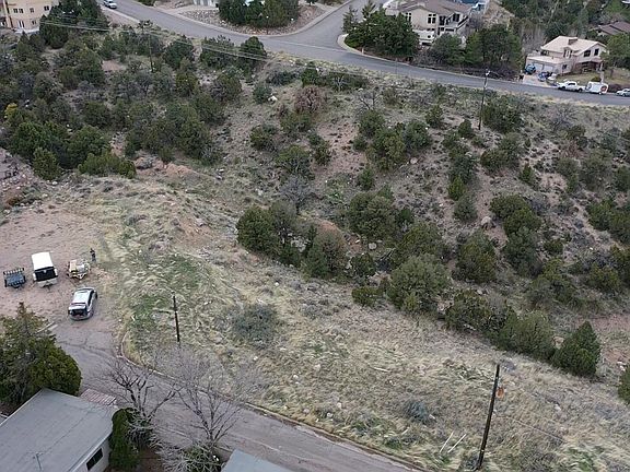 5th image of 236 S Ridge Rd