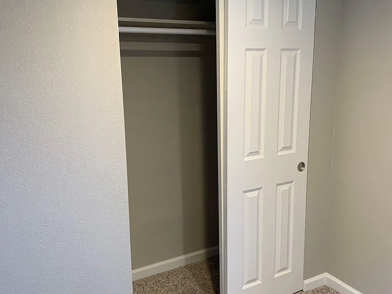 Closet 3