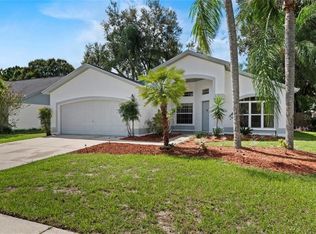 2509 Fairhaven Dr, Valrico, FL 33596