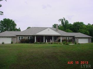 402 Hicks Ln, Rice, VA 23966