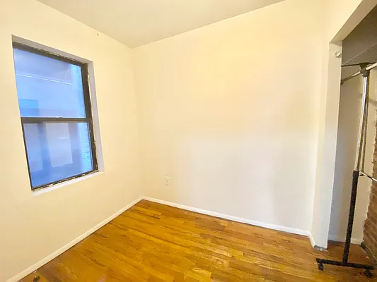 Rented by Crosstown Apartments NYC | media 66