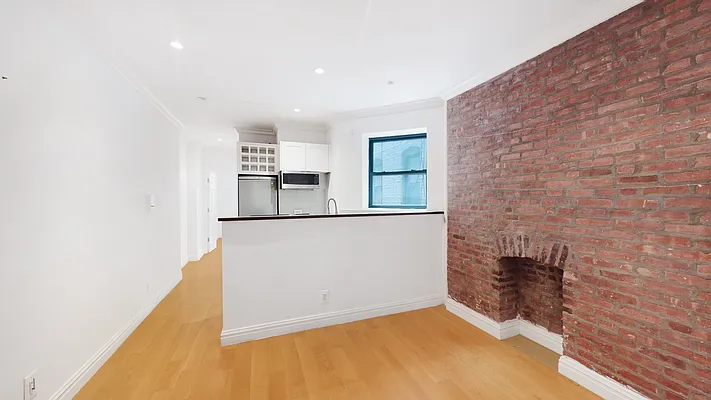 Rented by Keller Williams NYC | media 33