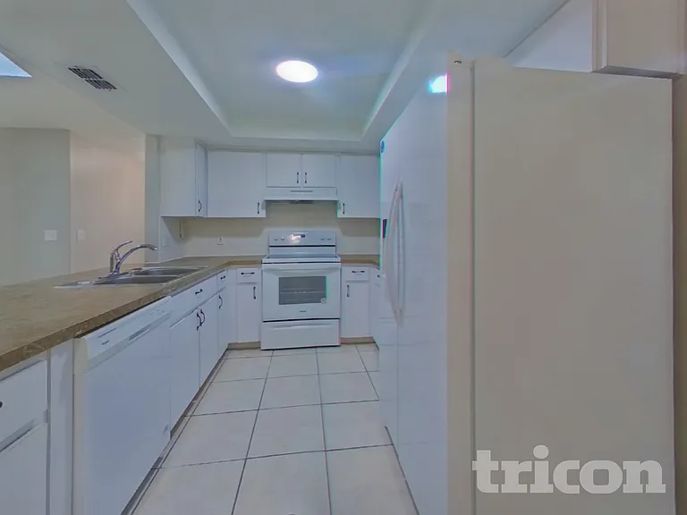 5913 Fall River Dr — Photo 6