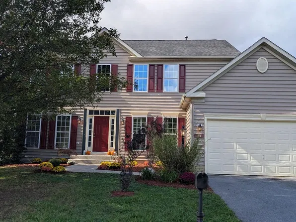 185 Richwood Hall Rd, Kearneysville, WV 25430