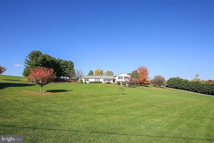 1st image of 3814 Boteler Rd