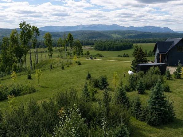 213 Misty Valley Close, Clearwater County, AB T0M 2H0