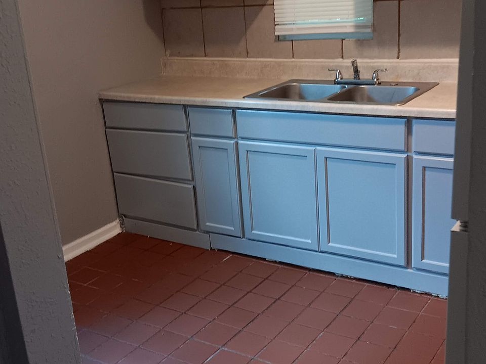 2nd image of 7138 Highland Ave