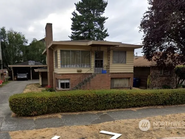 4121 Chillberg Avenue SW, Seattle, WA 98116